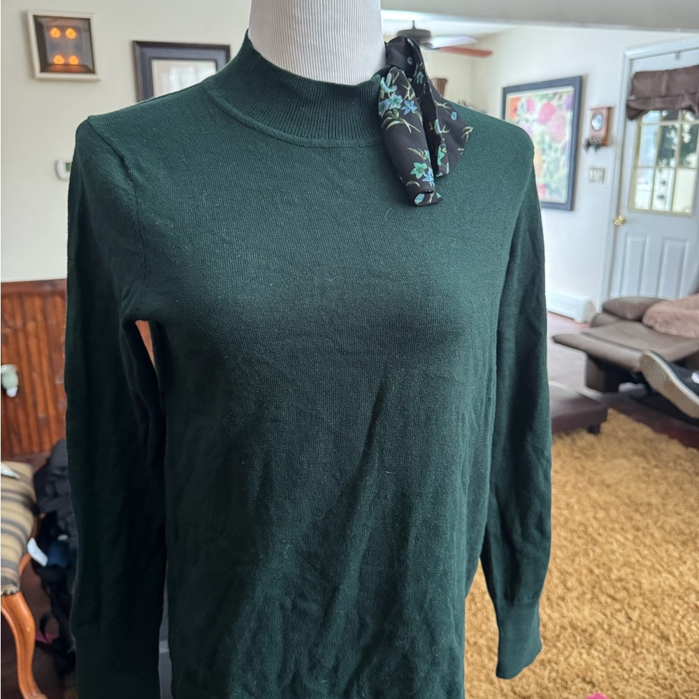 Cecelia Elegant Green Women's Top with Scarf Accent size M
